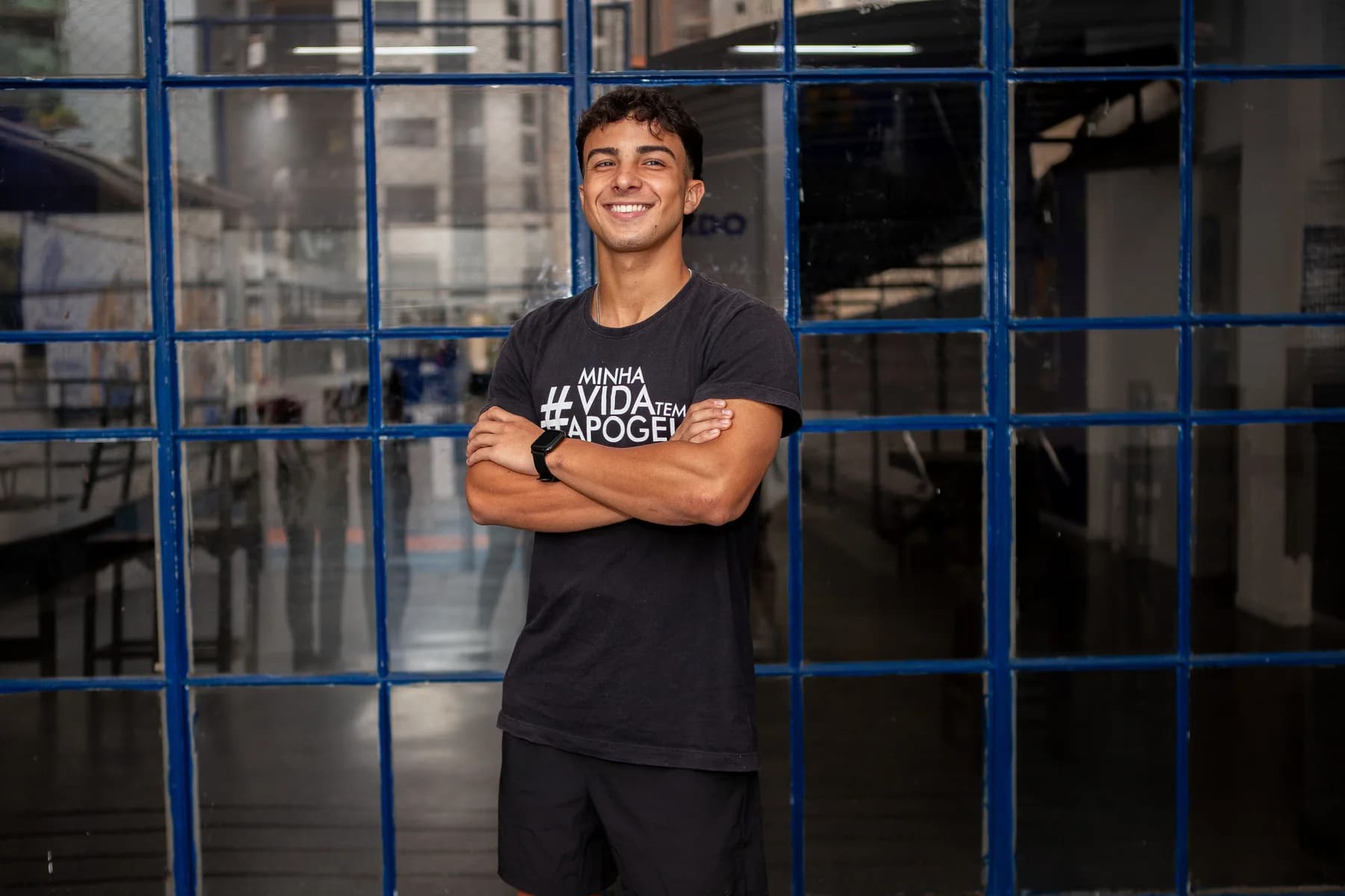 Aluno do Apogeu em momento de convivência na escola